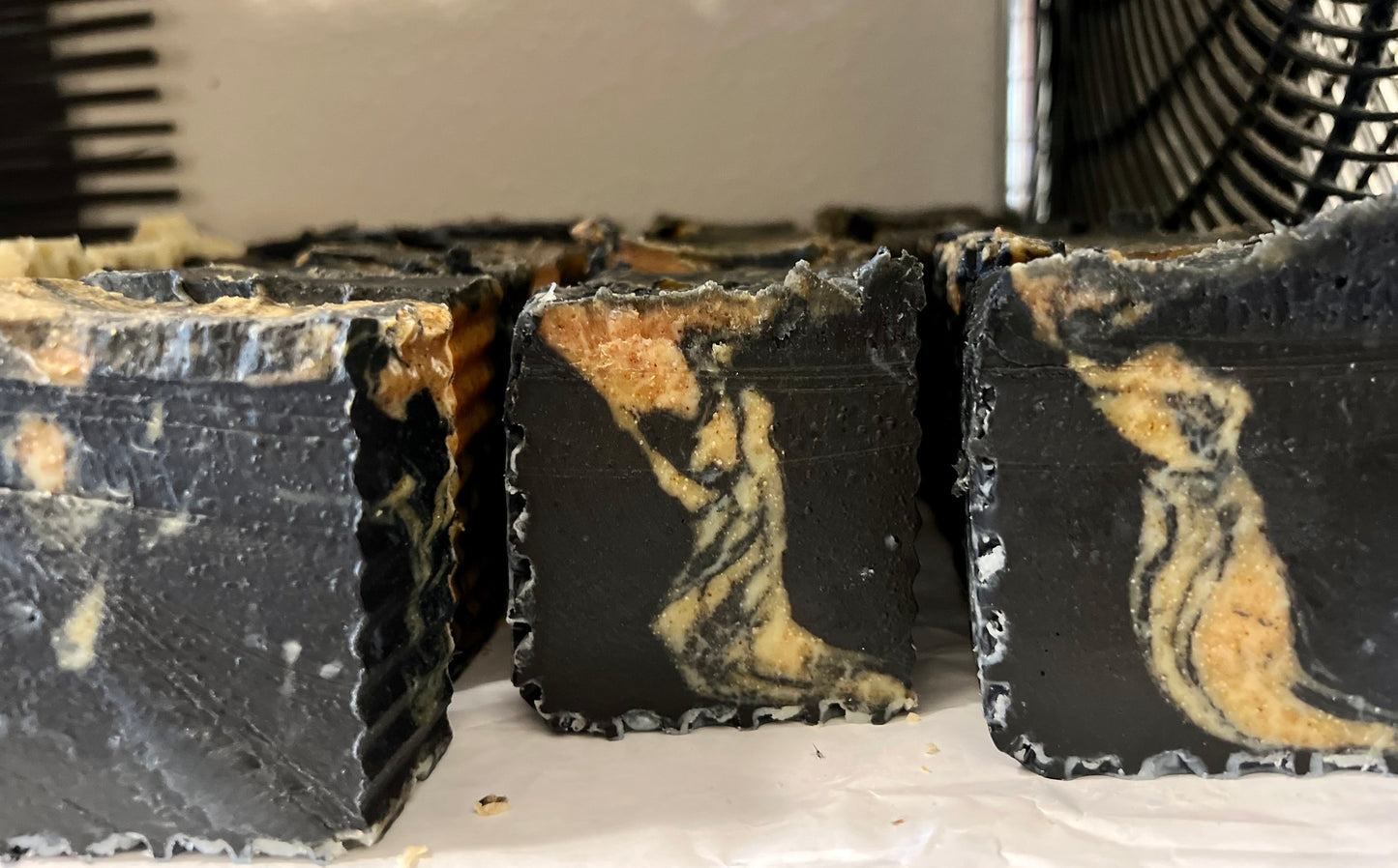 Unblemish Charcoal Cleanser 100% Organic Beeswax & Essential Oils Soap